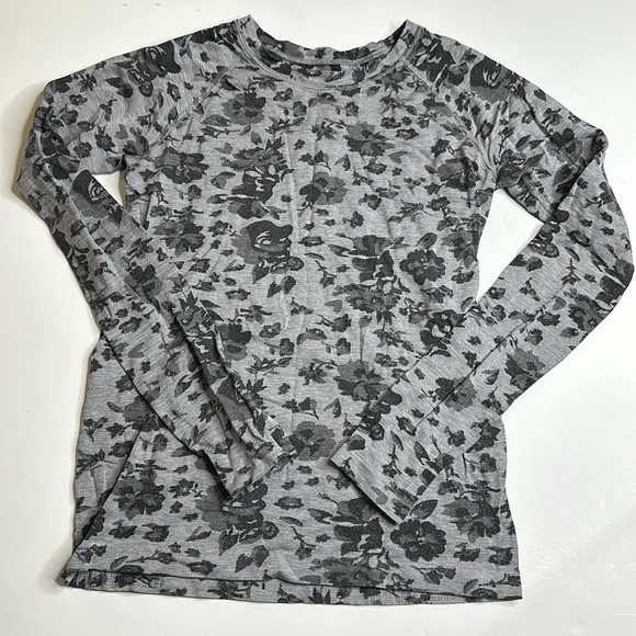 ATHLETA momentum long sleeve bundle!! - Picture 6 of 12